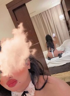 Jawaher - Transsexual escort in Doha Photo 7 of 9