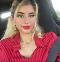 Jawery - puta in Al Juffair