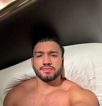 Jawy - masseur in Dubai