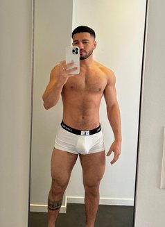 Jawy - masseur in Dubai Photo 6 of 10