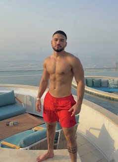 Jawy - masseur in Dubai Photo 14 of 15