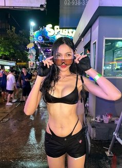 Jaxen - Transsexual escort in Bangkok Photo 4 of 4