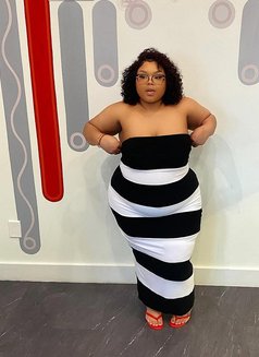 Jay - escort in Al Juffair Photo 2 of 3