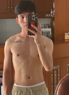 Jay Cute boy - masseur in Bangkok Photo 1 of 8