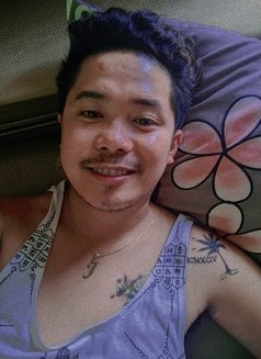 Jay - Male escort in Dumaguete Photo 1 of 9