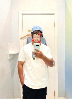Jay for Women and Couple - Male escort in Abu Dhabi Photo 1 of 2