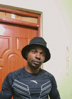 Jay Jay - masseur in Nairobi Photo 1 of 3