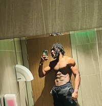 Jay Jey - Male escort in Al Manama Photo 7 of 21