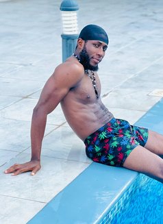 Jay Jey - Acompañantes masculino in Al Manama Photo 14 of 18