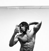 Jay Jey - Acompañantes masculino in Al Manama