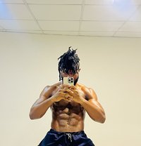 Jay Jey - Acompañantes masculino in Al Manama