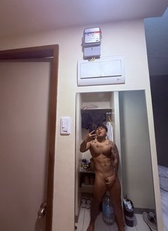Jay Moreno - Male escort in Manila Photo 10 of 11