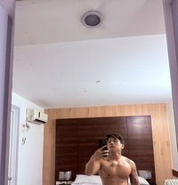 Jay Moreno - Male escort in Manila