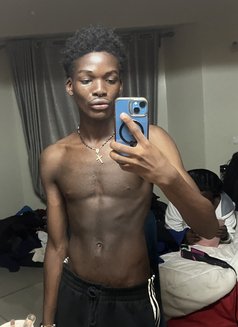 Jay Sexy - Male escort in Nairobi Photo 5 of 7