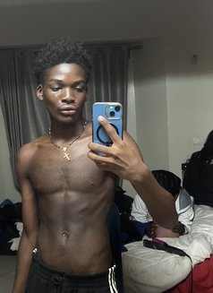 Jay Sexy - Male escort in Nairobi Photo 3 of 6