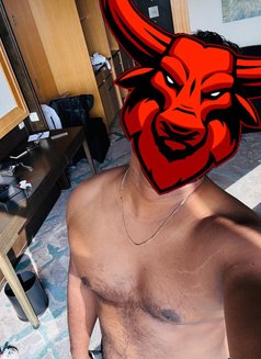 Jay (Will Take You to the Moon ) - Male escort in Colombo Photo 1 of 3