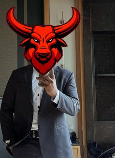 Jay (Will Take You to the Moon ) - Male escort in Colombo Photo 3 of 3