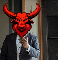 Jay (Will Take You to the Moon ) - Male escort in Colombo