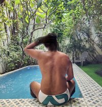 Jayaruwan - Male escort in Colombo