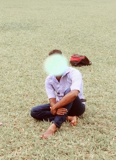 Jayshan - Male escort in Colombo Photo 3 of 5
