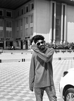 Jaydeep Bundela - Acompañantes masculino in Surat Photo 2 of 4