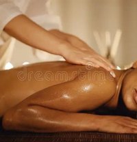 Jayden Go… Down - Male adult performer in Accra
