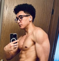Jayson 7.5” - Male escort in Kuala Lumpur