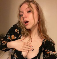 Jazmine - escort in Yanbu