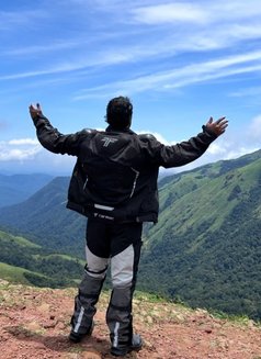 Jazz Raj - Male escort in Bangalore Photo 1 of 2