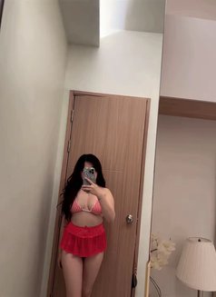 Jazzy - escort in Bangkok Photo 4 of 10