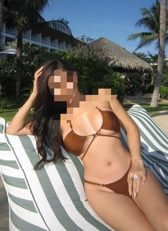 Zoey juicy - puta in Phuket Photo 2 of 4