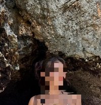 Zoey juicy - escort in Phuket Photo 4 of 4
