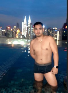 Jb Yanson - Male escort in Kuala Lumpur Photo 9 of 9