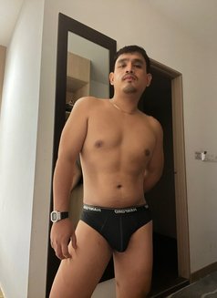 Jb Yanson - Male escort in Manila Photo 11 of 16