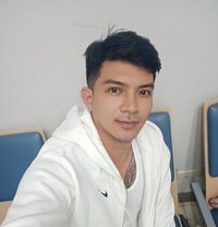 Jc Smith - Male escort in Manila