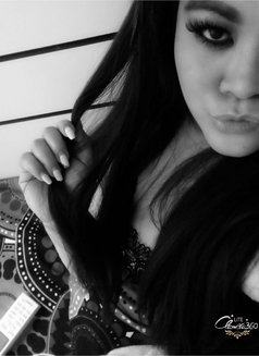 Jdd - escort in Dubai Photo 4 of 9