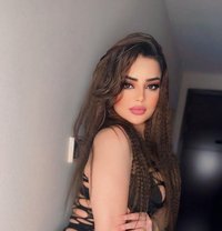 Je Je الدلوعة - puta in Dubai