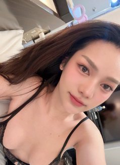 Jean - escort in Bangkok Photo 3 of 5