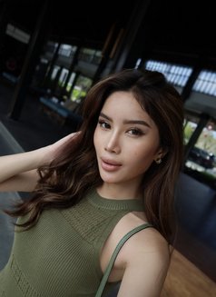 Jeannine - puta in Makati City Photo 5 of 25