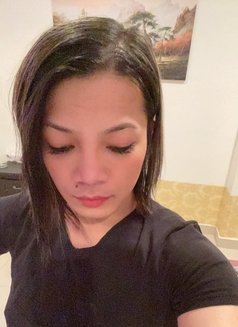 Jed - masseuse in Kuwait Photo 4 of 6