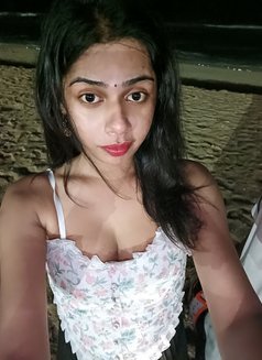 Jeevitha Kuttyma 22 - Intérprete transexual de adultos in Chennai Photo 25 of 27
