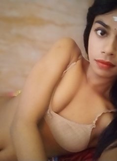 Jeevitha Kuttyma 22 - Transsexual adult performer in Chennai Photo 1 of 27