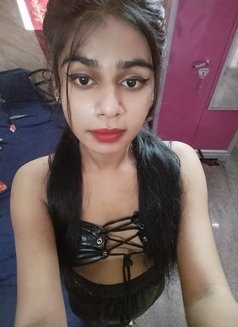 Jeevitha Kuttyma 22 - Transsexual adult performer in Chennai Photo 16 of 28