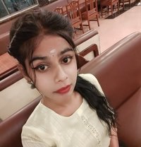 Jeevitha Kuttyma 22 - Intérprete transexual de adultos in Chennai