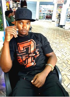 Jeff Isay - Male escort in Doha Photo 1 of 3