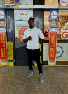 Jeff Isay - Male escort in Doha Photo 2 of 3