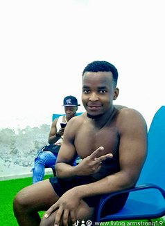 Jeff Isay - Male escort in Doha Photo 3 of 3