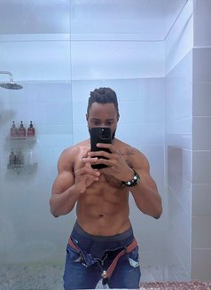 Jeff - Male escort in Nairobi Photo 12 of 14