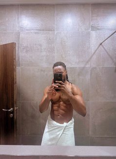 Jeff - Male escort in Nairobi Photo 13 of 14