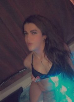 Jehan22 - Transsexual escort in Damascus Photo 4 of 11